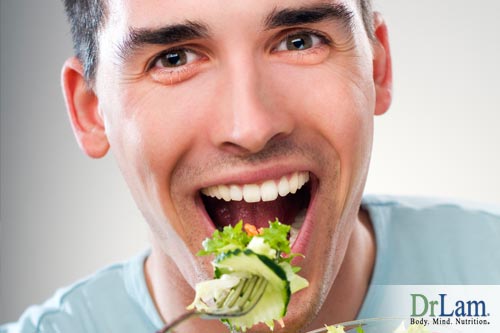 A man eating a salad on the Blood Type Diet